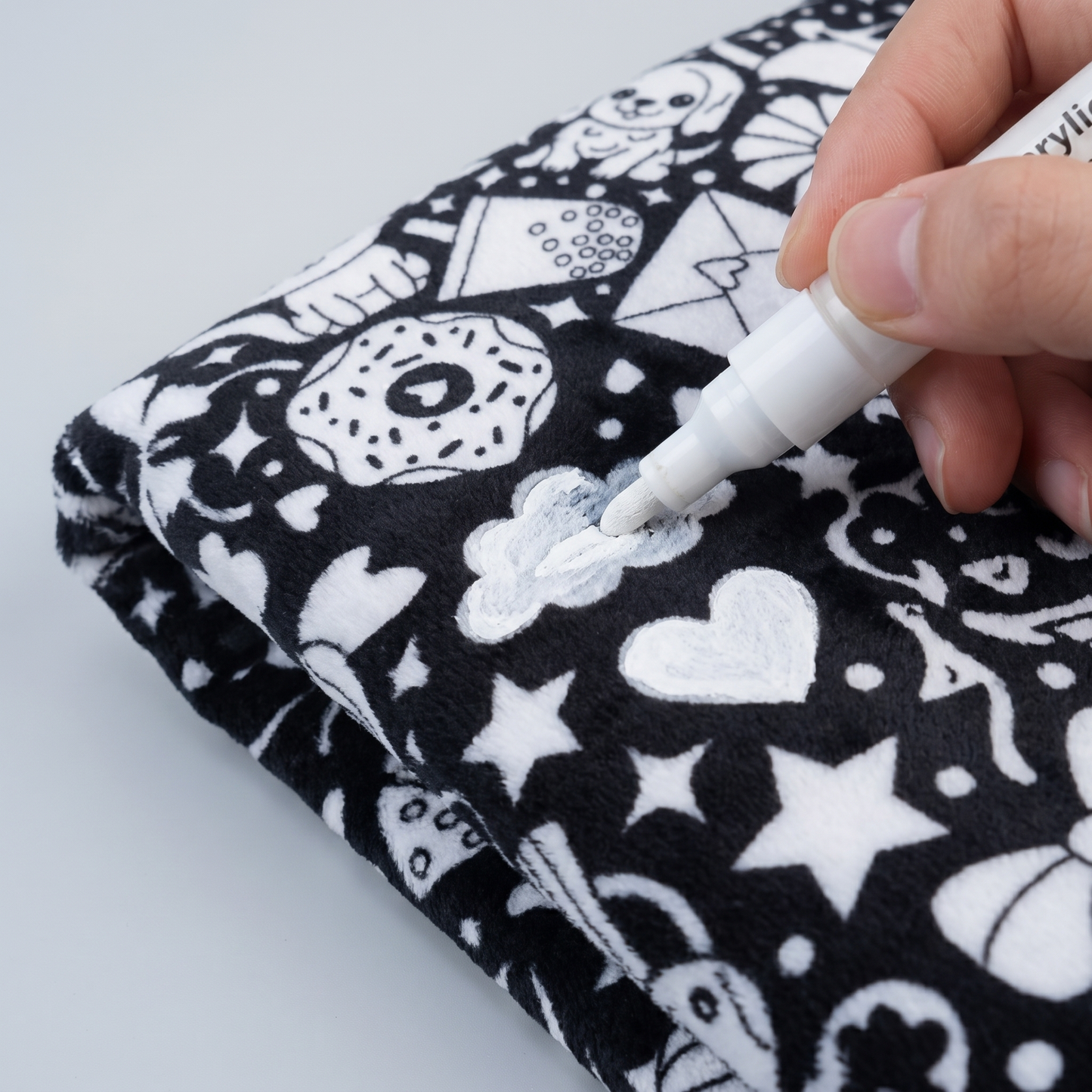 DIY coloring blanket style A — corner coloring closeup